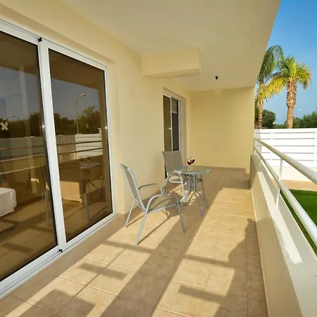 Lägenhet Nissi Martha *