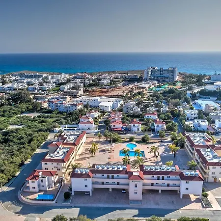 Nissi Martha Apartament *