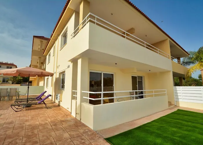 Nissi Martha Ayia Napa