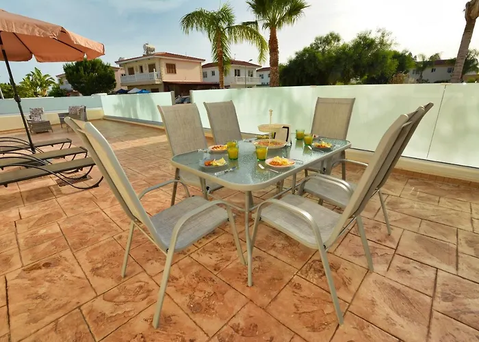 アパート Nissi Martha *