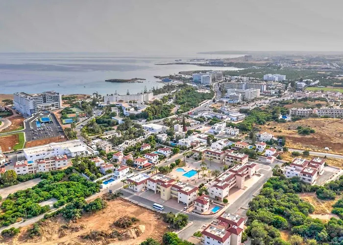 Nissi Martha アヤナパ